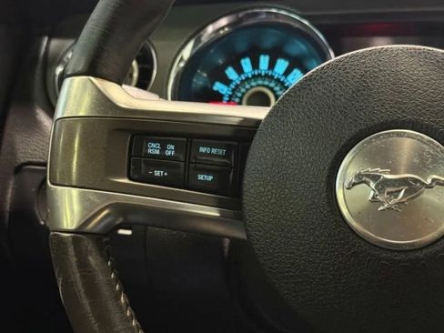 Used 2013 Ford Mustang GT image 13