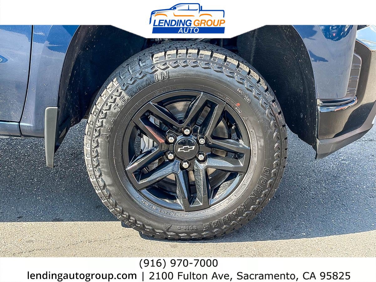 Used 2021 Chevrolet Silverado 1500 LT Trail Boss w/ Convenience Package II AWD/4WD image 9