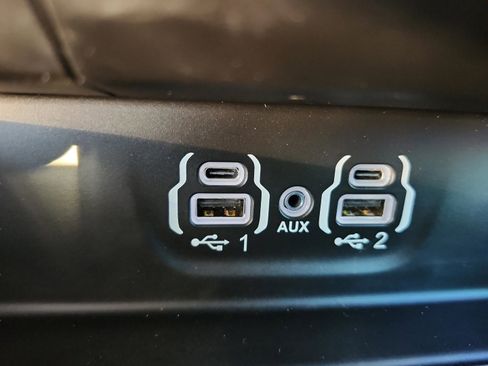 Used 2024 RAM 1500 Limited w/ Night Edition image 31