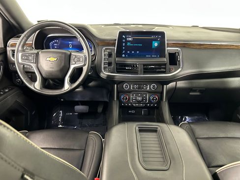 Used 2024 Chevrolet Tahoe Premier AWD/4WD image 20
