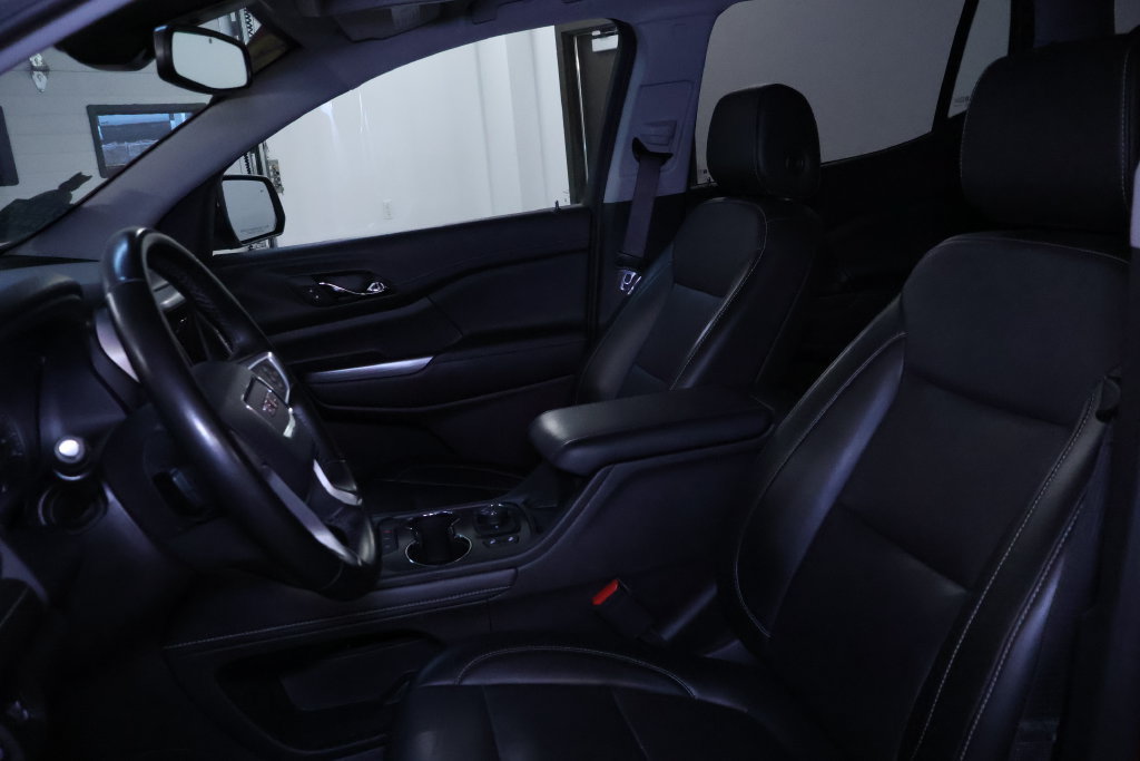 Used 2023 GMC Acadia SLT AWD/4WD image 14