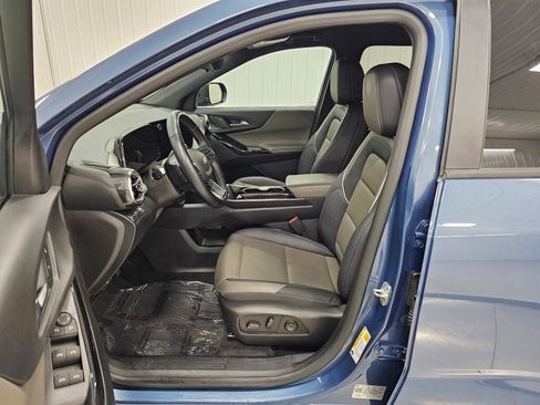 Used 2025 Chevrolet Equinox LT w/ Convenience Package II AWD/4WD image 11