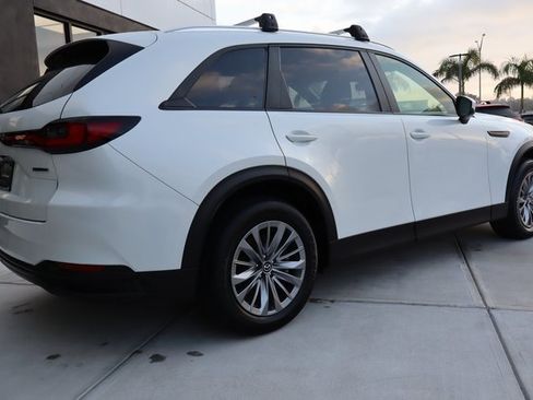 Used 2024 MAZDA CX-90 3.3 Turbo w/ Select Package image 3