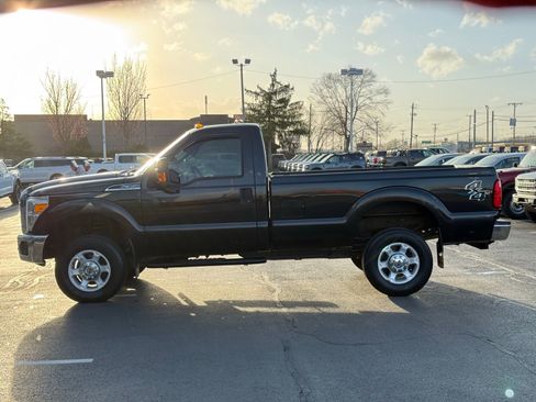 Used 2015 Ford F350 XLT w/ Snow Plow Prep Package image 6