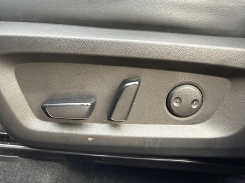 Used 2022 Mitsubishi Outlander SEL Black Edition image 32