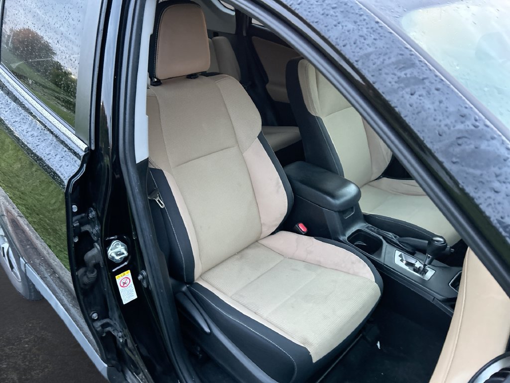 Used 2018 Toyota RAV4 XLE FWD image 31