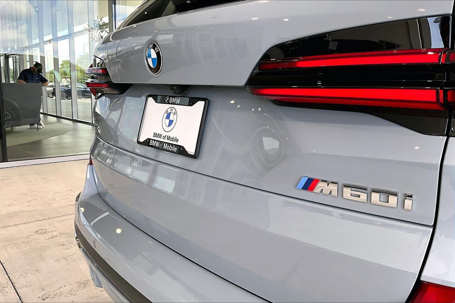 Used 2026 BMW X5 M60i AWD/4WD image 9