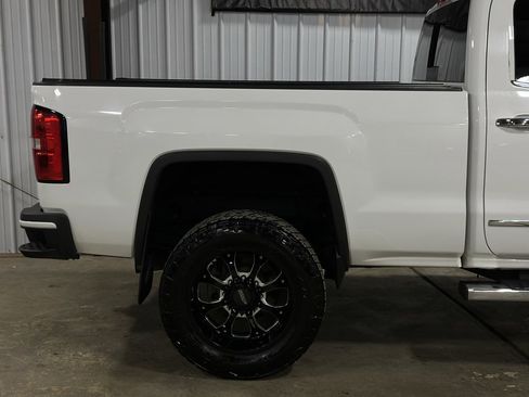 Used 2015 GMC Sierra 2500 Denali w/ Duramax Plus Package image 16