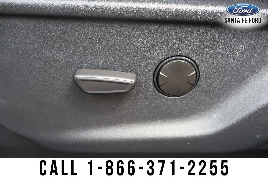 Used 2024 Ford F150 XLT w/ XLT Black Appearance Package RWD image 20