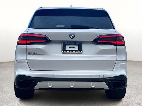 Used 2021 BMW X5 xDrive40i w/ M Sport Package image 6