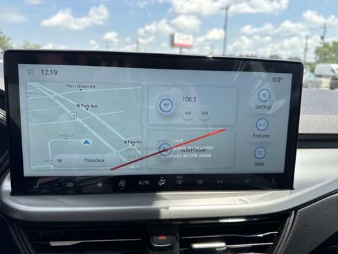 New 2025 Ford Escape Active w/ Active Premium Tech Pack FWD image 10