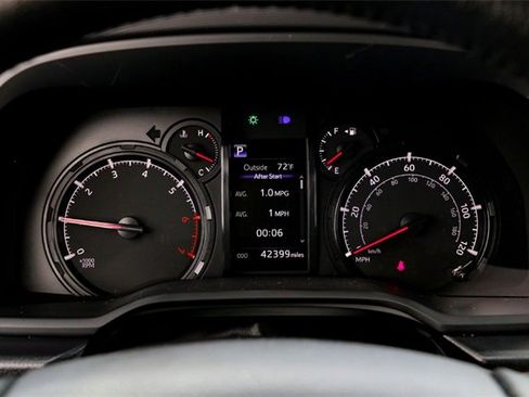 Used 2023 Toyota 4Runner SR5 Premium image 15