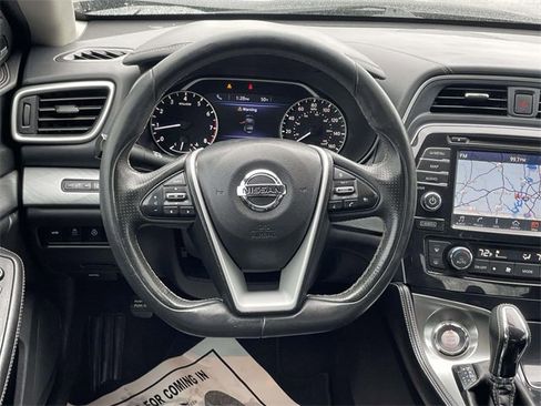 Used 2018 Nissan Maxima 3.5 SL image 12