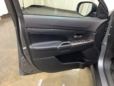Used 2024 Mitsubishi Outlander Sport AWD image 12