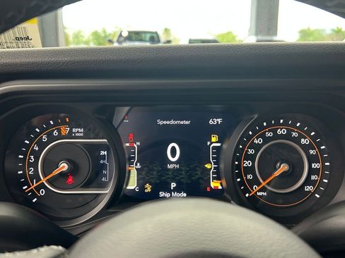 New 2026 Jeep Gladiator Willys image 22