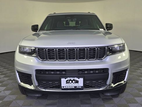 New 2026 Jeep Grand Cherokee L 4WD image 9