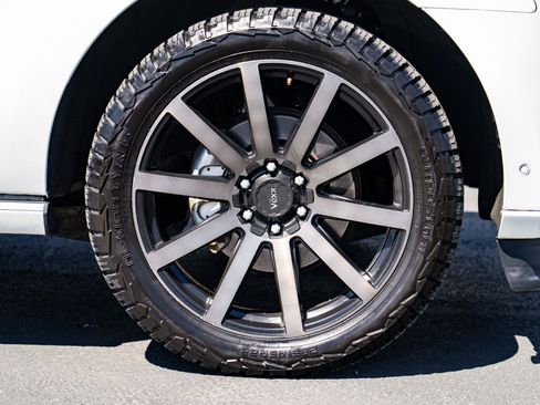Used 2020 Ford Expedition Max Platinum AWD/4WD image 7
