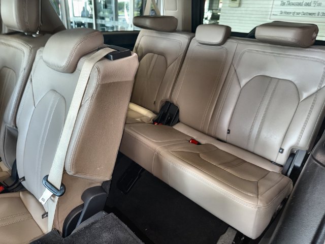 Used 2024 Ford Expedition Max Limited AWD/4WD image 24