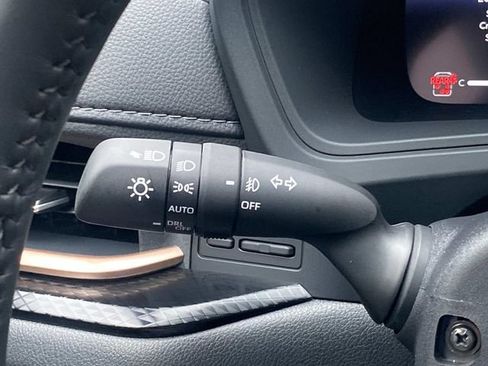 Used 2026 Toyota Grand Highlander AWD Hybrid image 23