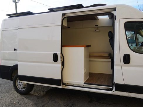 Used 2019 RAM ProMaster 2500 FWD image 13