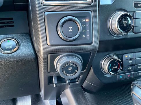 Used 2020 Ford F150 Raptor w/ Equipment Group 802A Luxury image 35