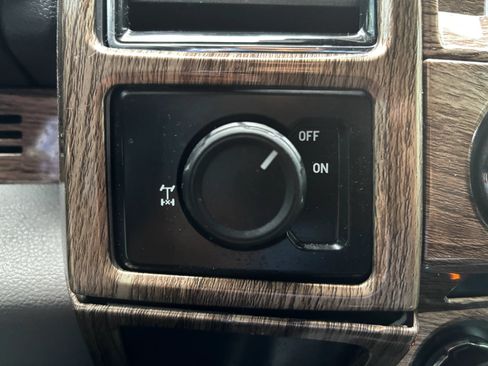 Used 2019 Ford F150 XLT w/ Equipment Group 302A Luxury RWD image 45