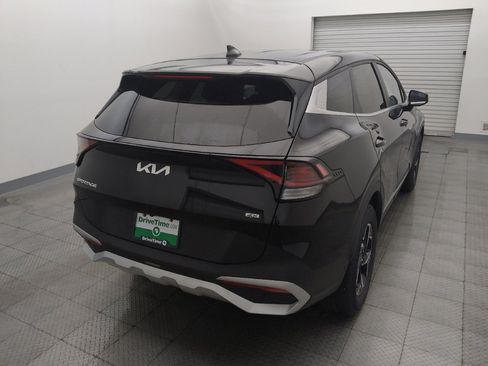 Used 2025 Kia Sportage LX AWD/4WD image 7