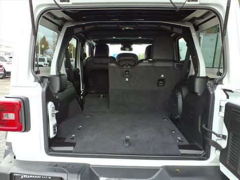 New 2025 Jeep Wrangler Unlimited Rubicon 392 image 25