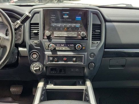 Used 2022 Nissan Titan SV w/ SV Convenience Package AWD/4WD image 25