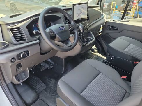 New 2026 Ford Transit 250 148 Medium Roof w/ Load Area Protection Package RWD image 20