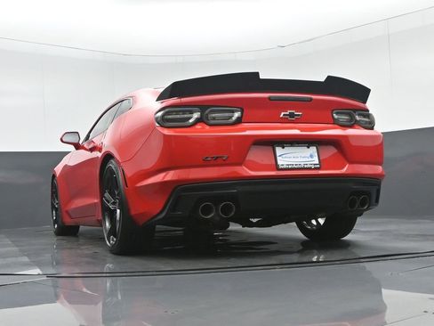 Used 2021 Chevrolet Camaro LT w/ RS Package image 50