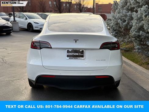Used 2022 Tesla Model Y Long Range image 6
