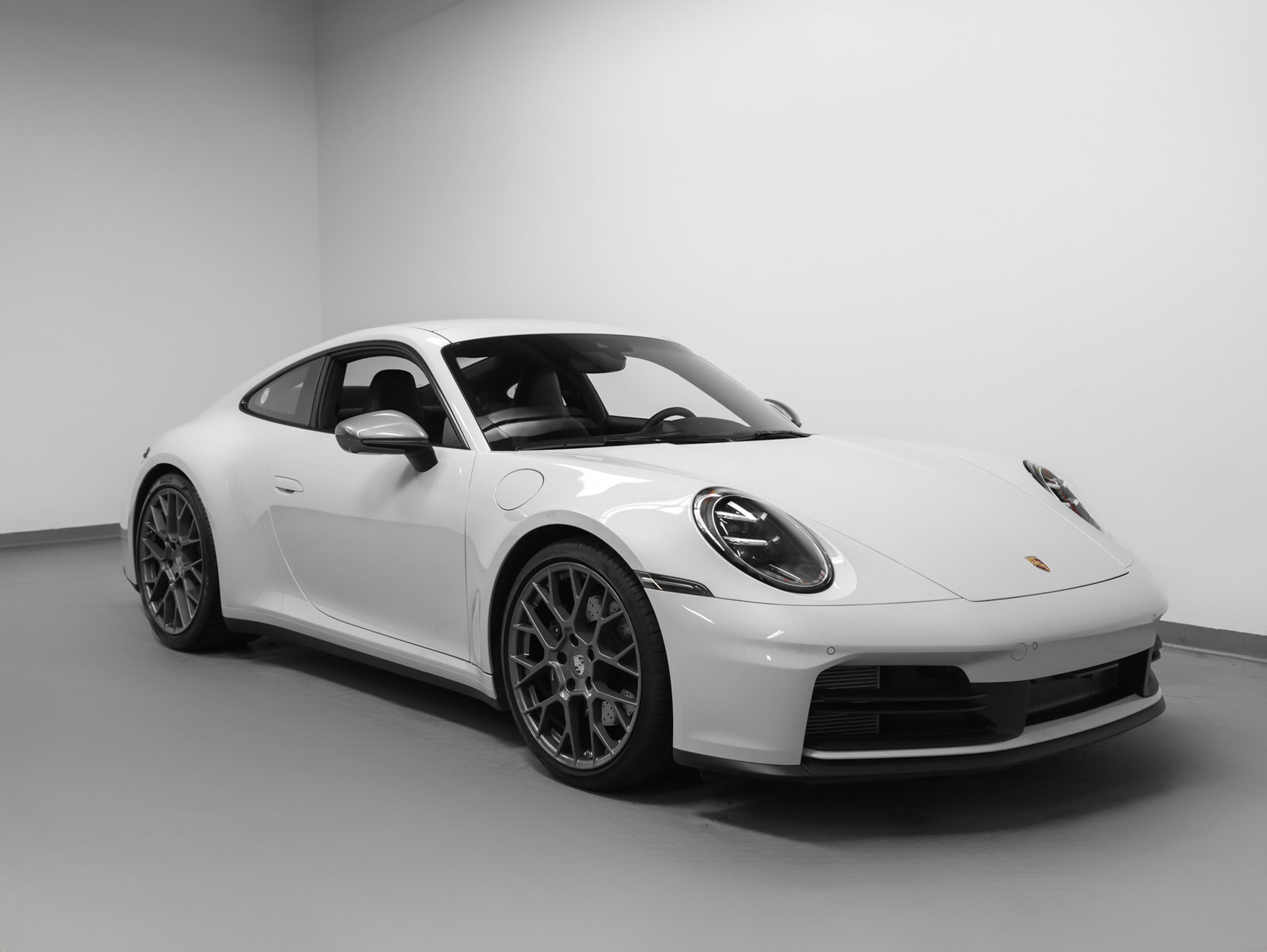 Certified 2025 Porsche 911 Carrera T RWD image 10