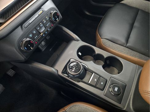 Certified 2024 Ford Bronco Sport Outer Banks AWD/4WD image 17