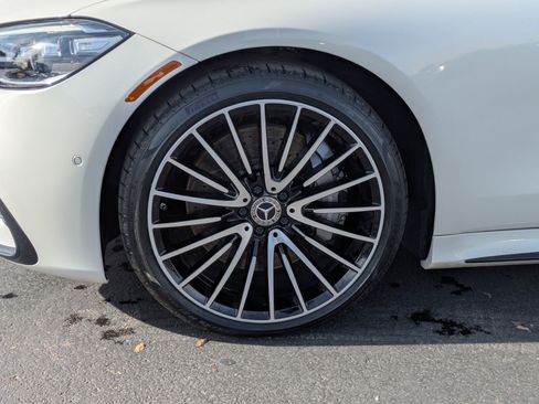 Used 2022 Mercedes-Benz S 500 4MATIC image 11