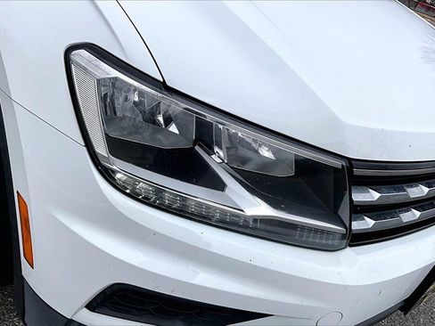 Used 2019 Volkswagen Tiguan SE image 29