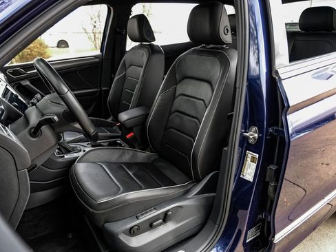 Used 2022 Volkswagen Tiguan SEL R-Line image 8