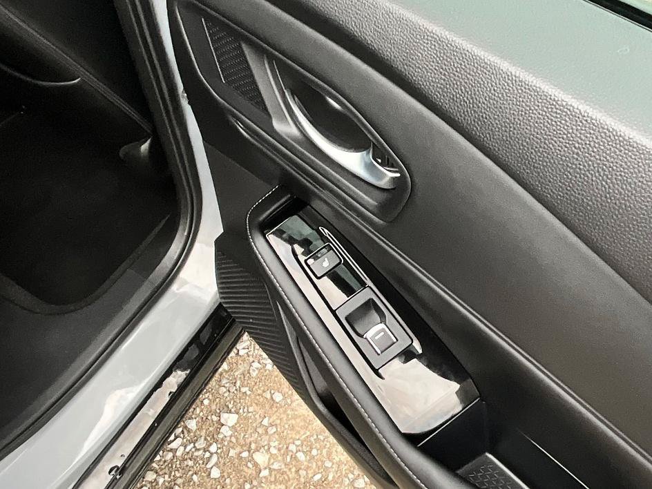 Used 2025 Honda Accord Touring image 32