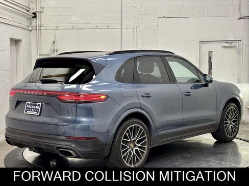 Used 2019 Porsche Cayenne AWD/4WD image 9