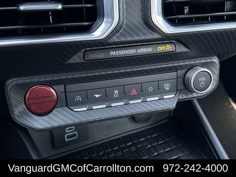 Used 2024 Ford Mustang Premium image 22