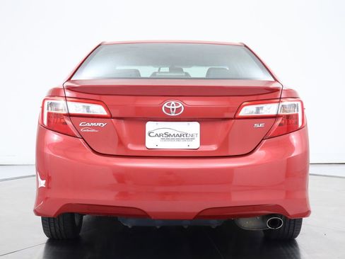 Used 2012 Toyota Camry SE image 4