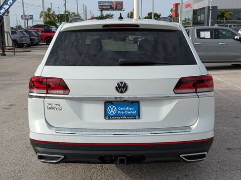 Certified 2023 Volkswagen Atlas SE w/ Panoramic Sunroof Package FWD image 4