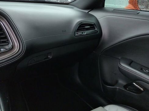 Used 2022 Dodge Challenger SRT Hellcat image 17