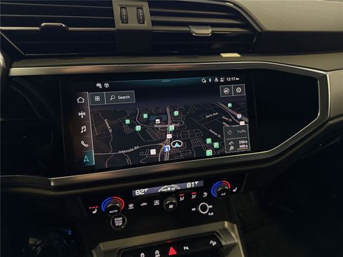 Used 2024 Audi Q3 2.0T Premium Plus image 23