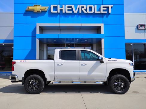 Used 2019 Chevrolet Silverado 1500 LT w/ All-Star Edition AWD/4WD image 33