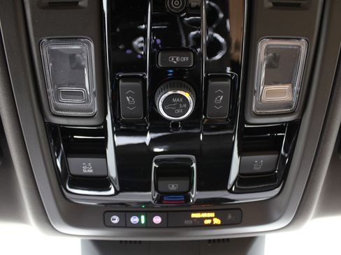 New 2025 Cadillac Escalade Premium Luxury w/ LPO, Radiant Package image 30