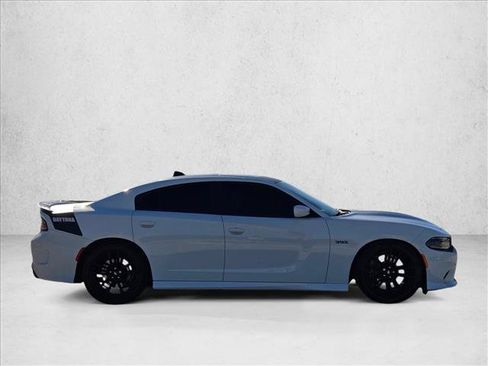 Used 2019 Dodge Charger Scat Pack w/ Daytona Edition Group RWD image 4