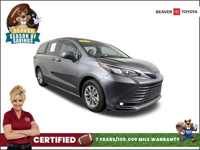 Used 2025 Toyota Sienna XLE