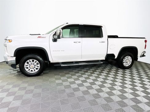 Used 2021 Chevrolet Silverado 2500 LTZ w/ LTZ Plus Package image 4