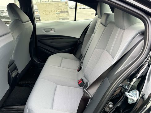 New 2026 Toyota Corolla SE w/ SE Package image 11